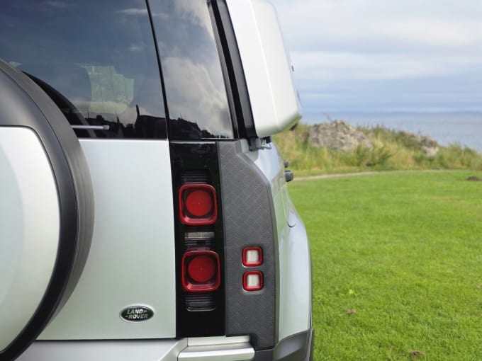 2025 Land Rover Defender