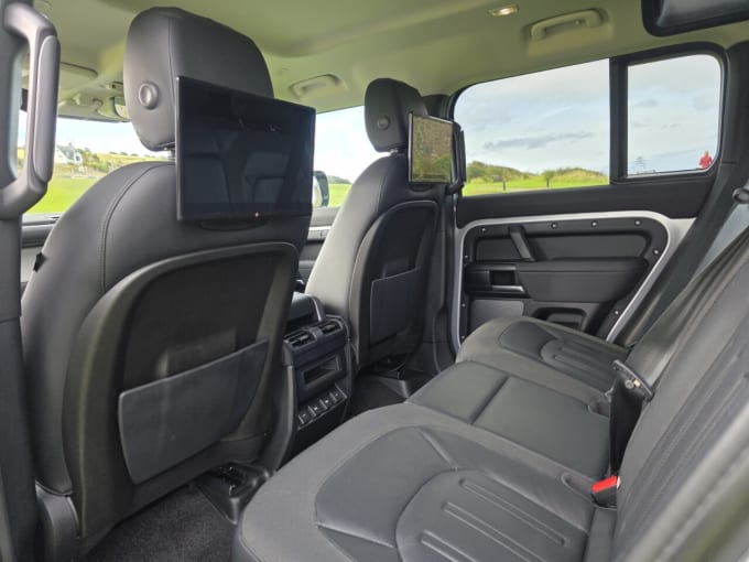2025 Land Rover Defender