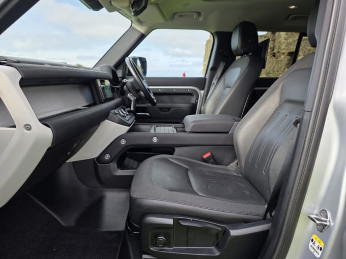 2025 Land Rover Defender