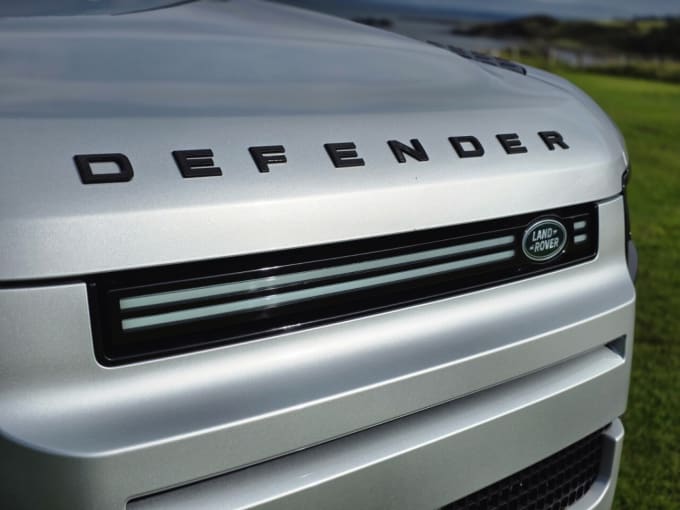 2025 Land Rover Defender