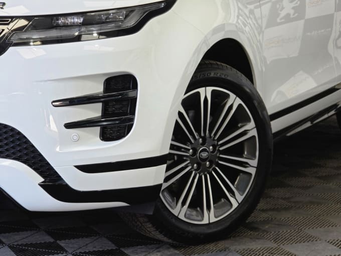2025 Land Rover Range Rover Evoque