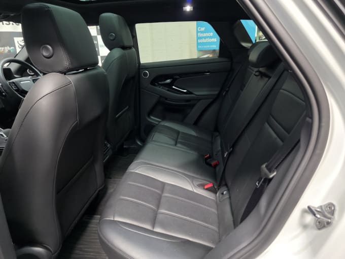 2025 Land Rover Range Rover Evoque