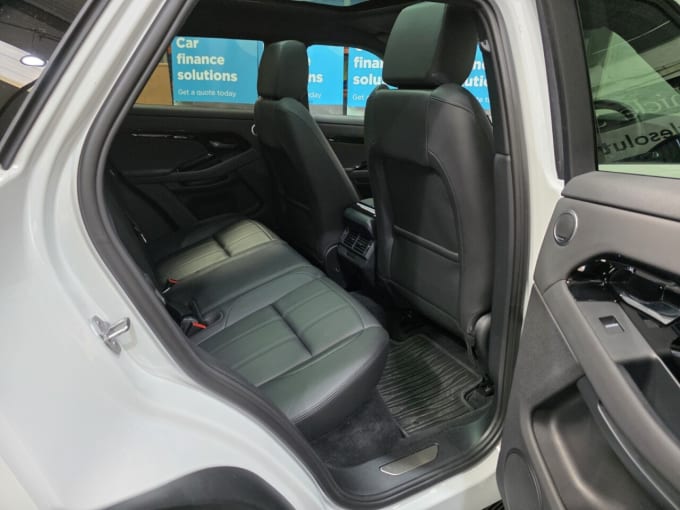 2025 Land Rover Range Rover Evoque