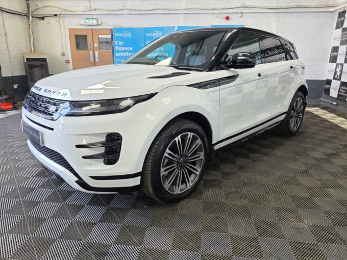 2025 Land Rover Range Rover Evoque