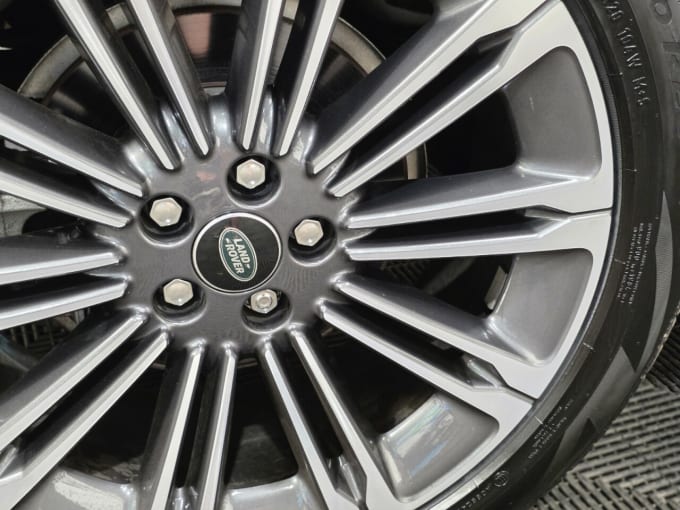 2025 Land Rover Range Rover Evoque