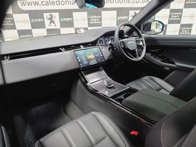2025 Land Rover Range Rover Evoque