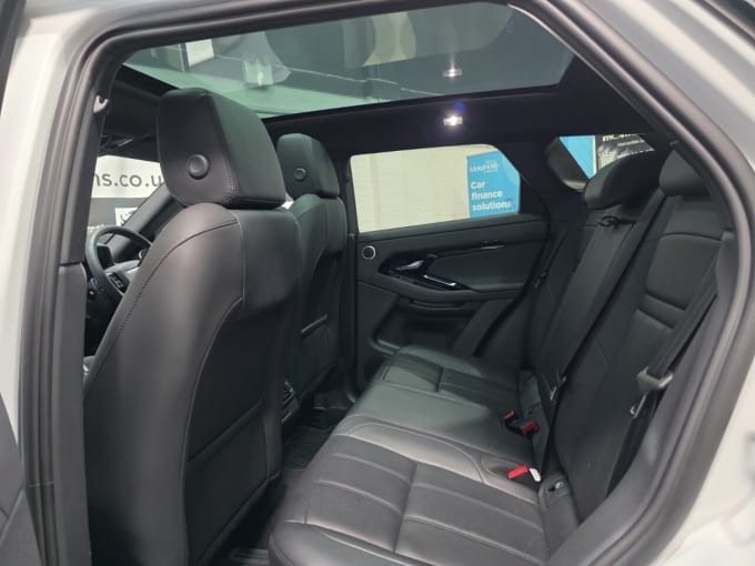 2025 Land Rover Range Rover Evoque