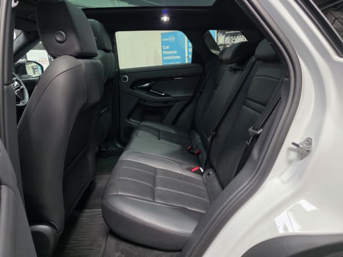 2025 Land Rover Range Rover Evoque