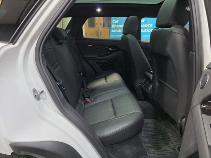2025 Land Rover Range Rover Evoque