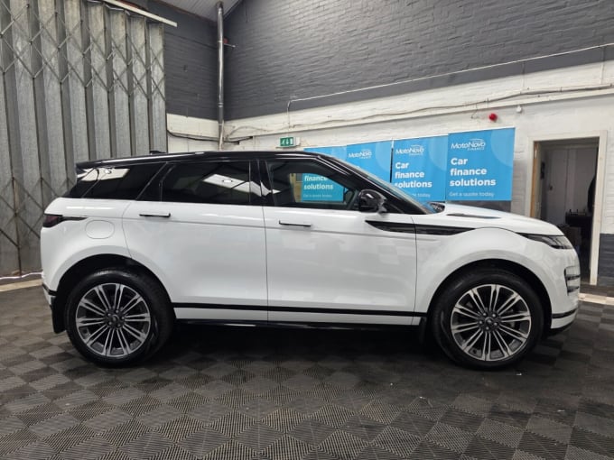 2025 Land Rover Range Rover Evoque