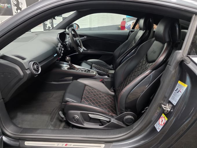 2025 Audi Tt Rs