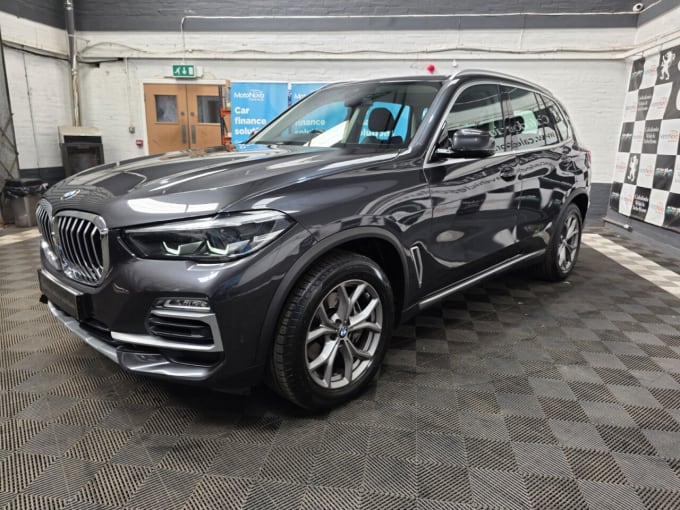 2025 BMW X5