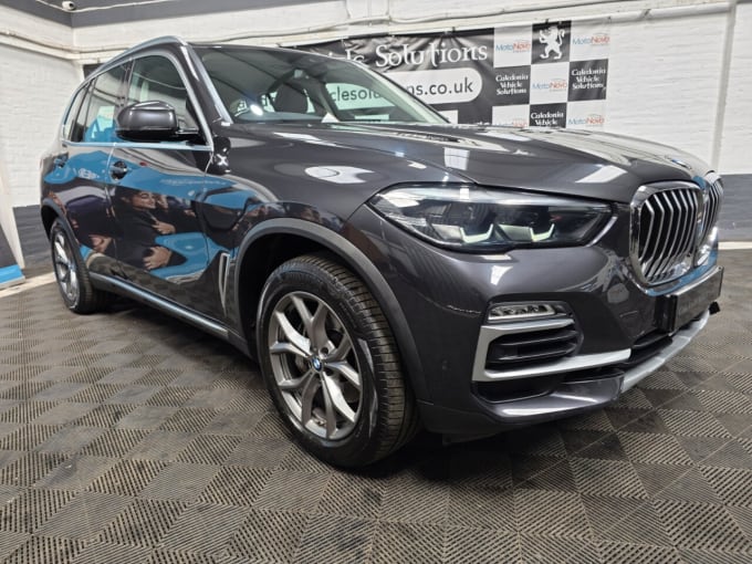 2025 BMW X5