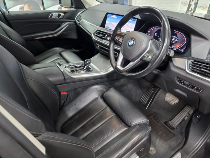 2025 BMW X5