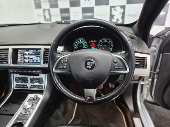 2025 Jaguar Xf
