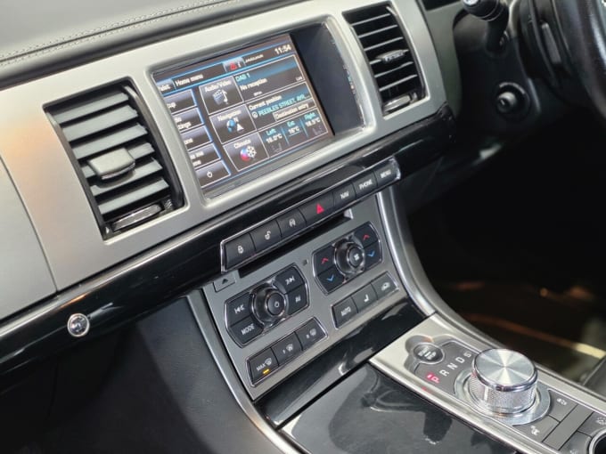 2025 Jaguar Xf