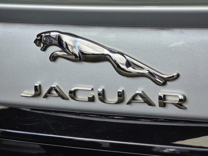 2025 Jaguar Xf