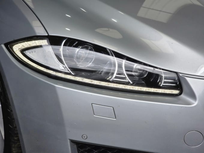 2025 Jaguar Xf