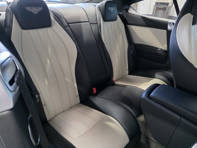 2025 Bentley Continental