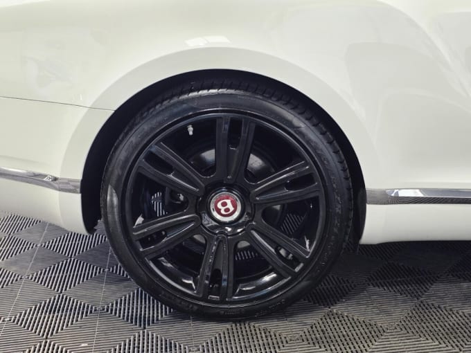 2025 Bentley Continental