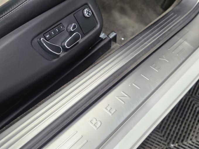 2025 Bentley Continental