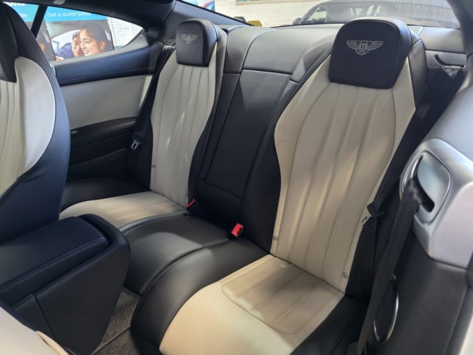 2025 Bentley Continental