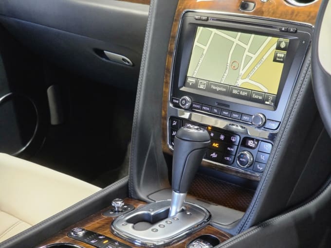 2025 Bentley Continental