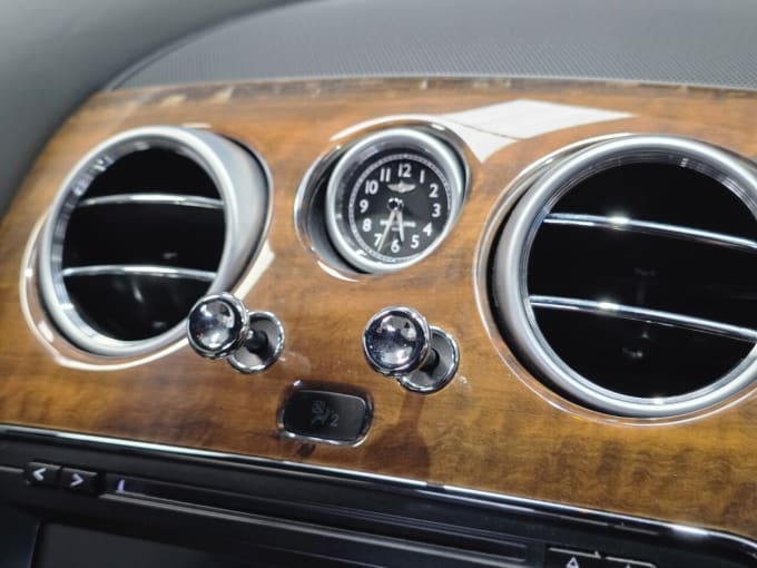 2025 Bentley Continental