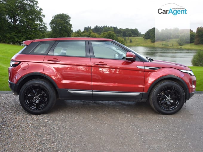 2025 Land Rover Range Rover Evoque