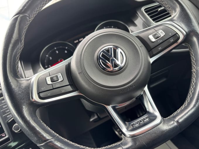 2025 Volkswagen Golf