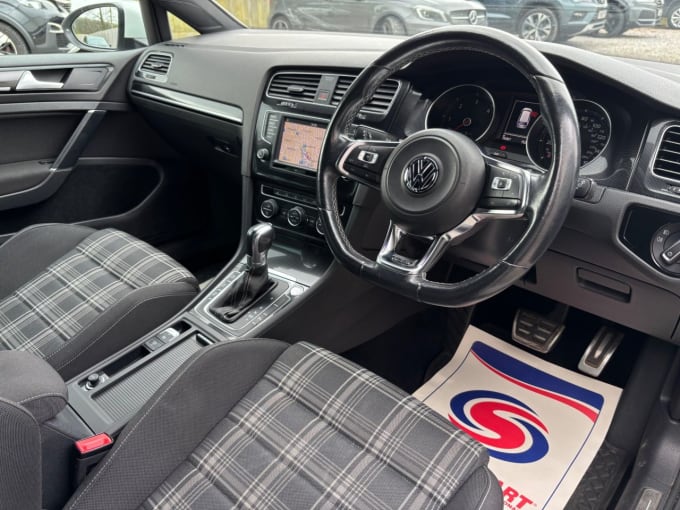 2025 Volkswagen Golf