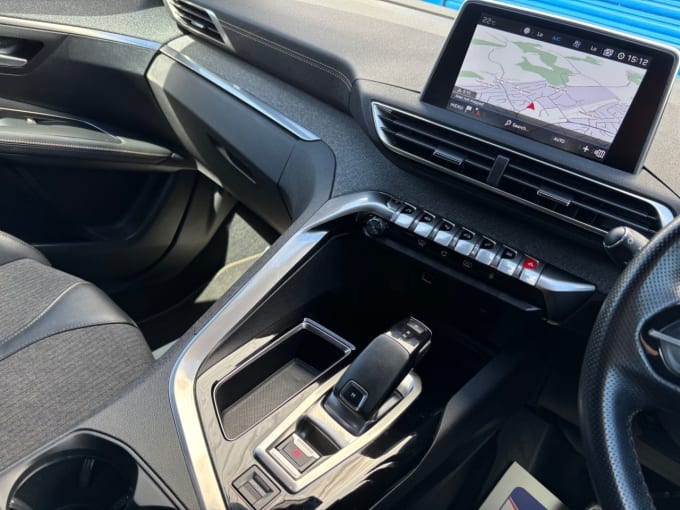 2025 Peugeot 3008