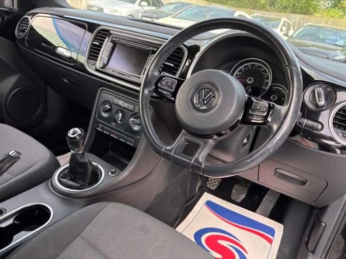 2025 Volkswagen Beetle