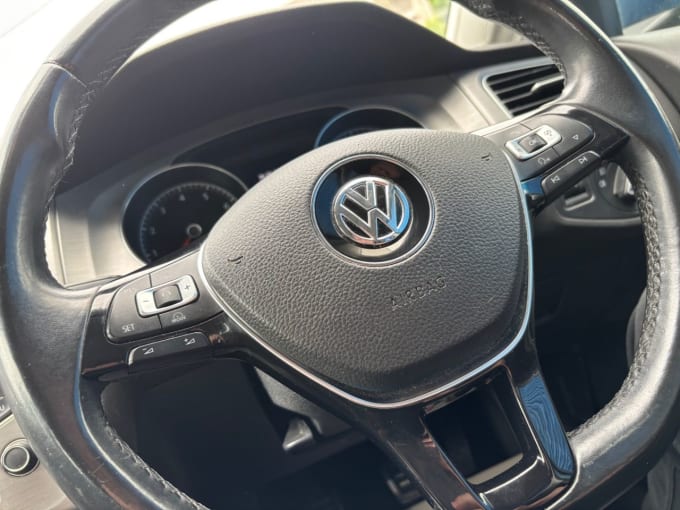 2025 Volkswagen Golf