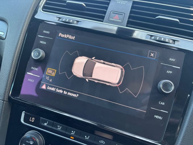 2025 Volkswagen Golf
