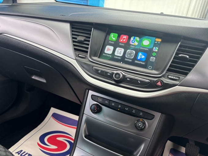 2025 Vauxhall Astra