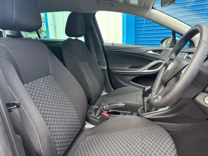 2025 Vauxhall Astra