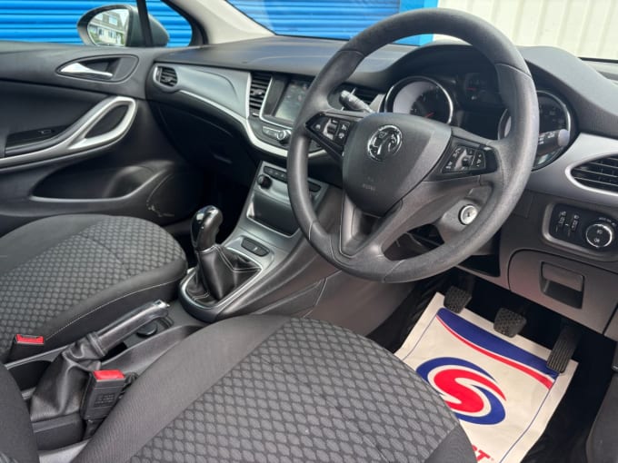 2025 Vauxhall Astra