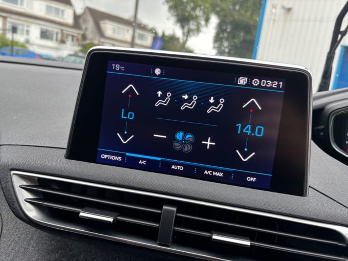2025 Peugeot 3008