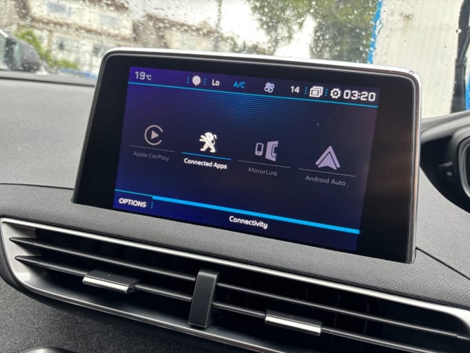2025 Peugeot 3008