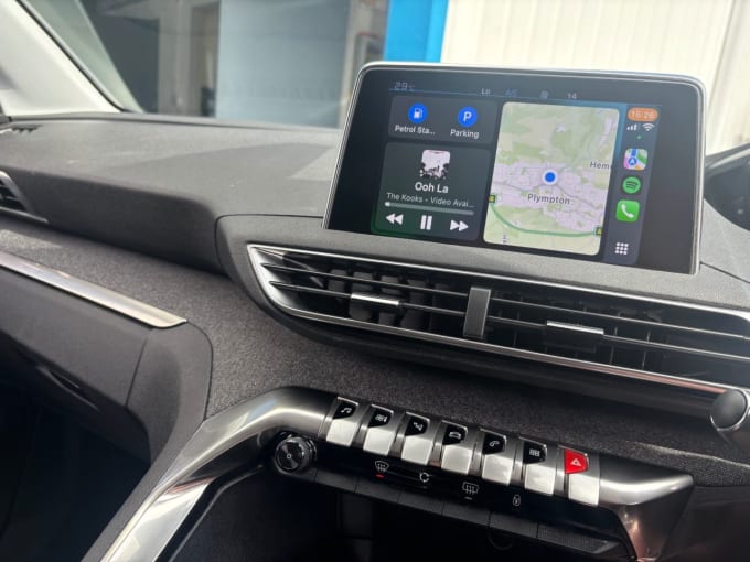 2025 Peugeot 3008