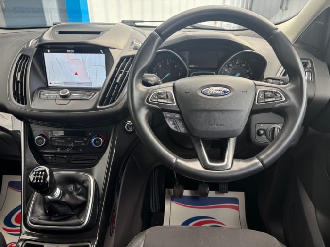 2025 Ford Kuga