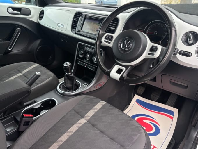 2025 Volkswagen Beetle
