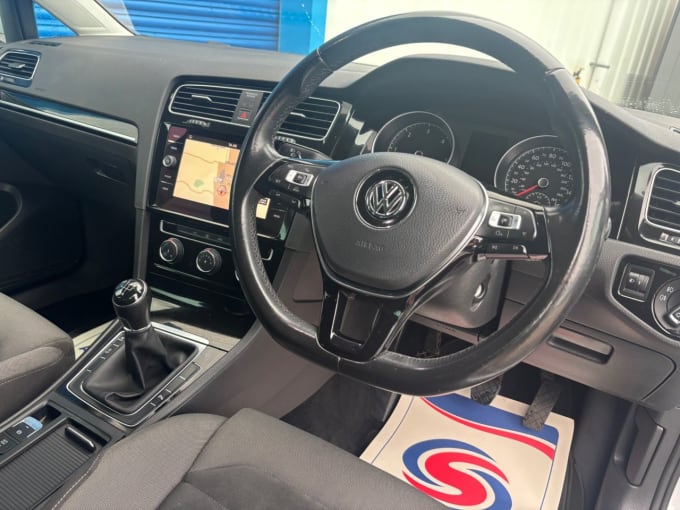 2025 Volkswagen Golf