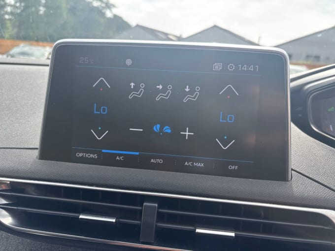 2019 Peugeot 5008