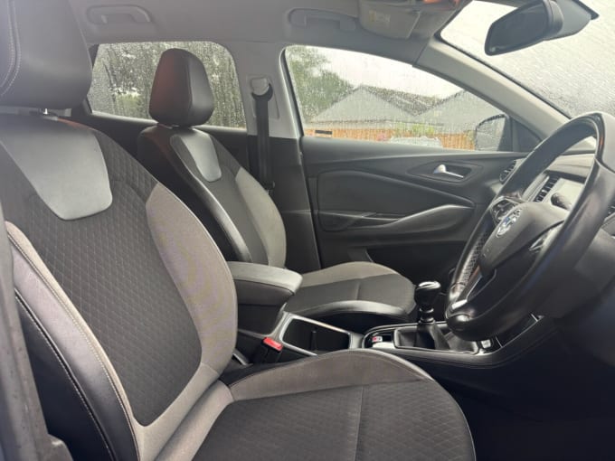 2025 Vauxhall Grandland X
