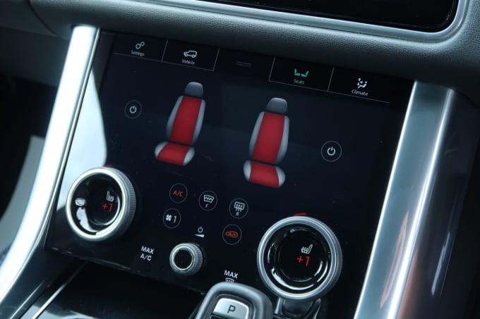 2025 Land Rover Range Rover Sport