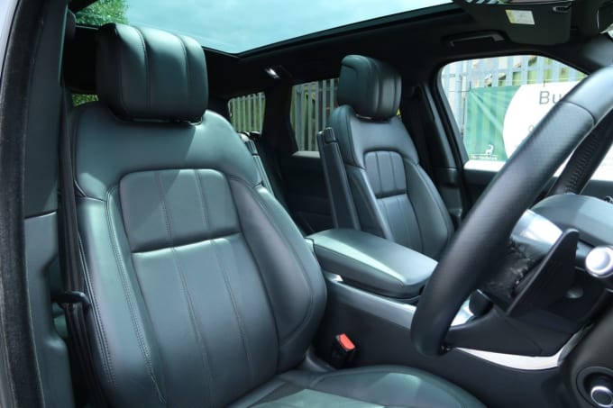 2025 Land Rover Range Rover Sport