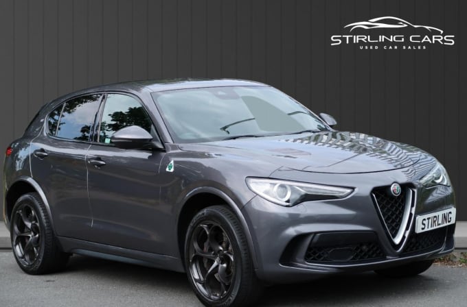 2025 Alfa Romeo Stelvio