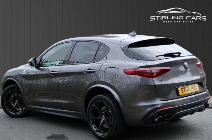 2025 Alfa Romeo Stelvio